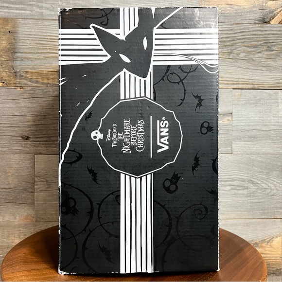 NWT 🆕Vans x🎄🎃 Nightmare Before Xmas Sally Stacked Platform, W9.5 - Picture 10 of 16